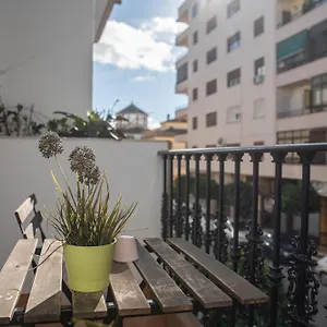  Apartment Atenea Centro Con Garaje Gratuito Spain